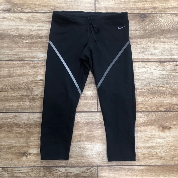 Nike Luxe Cropped Running Leggings Size S Dri Fit - Picture 4 of 8